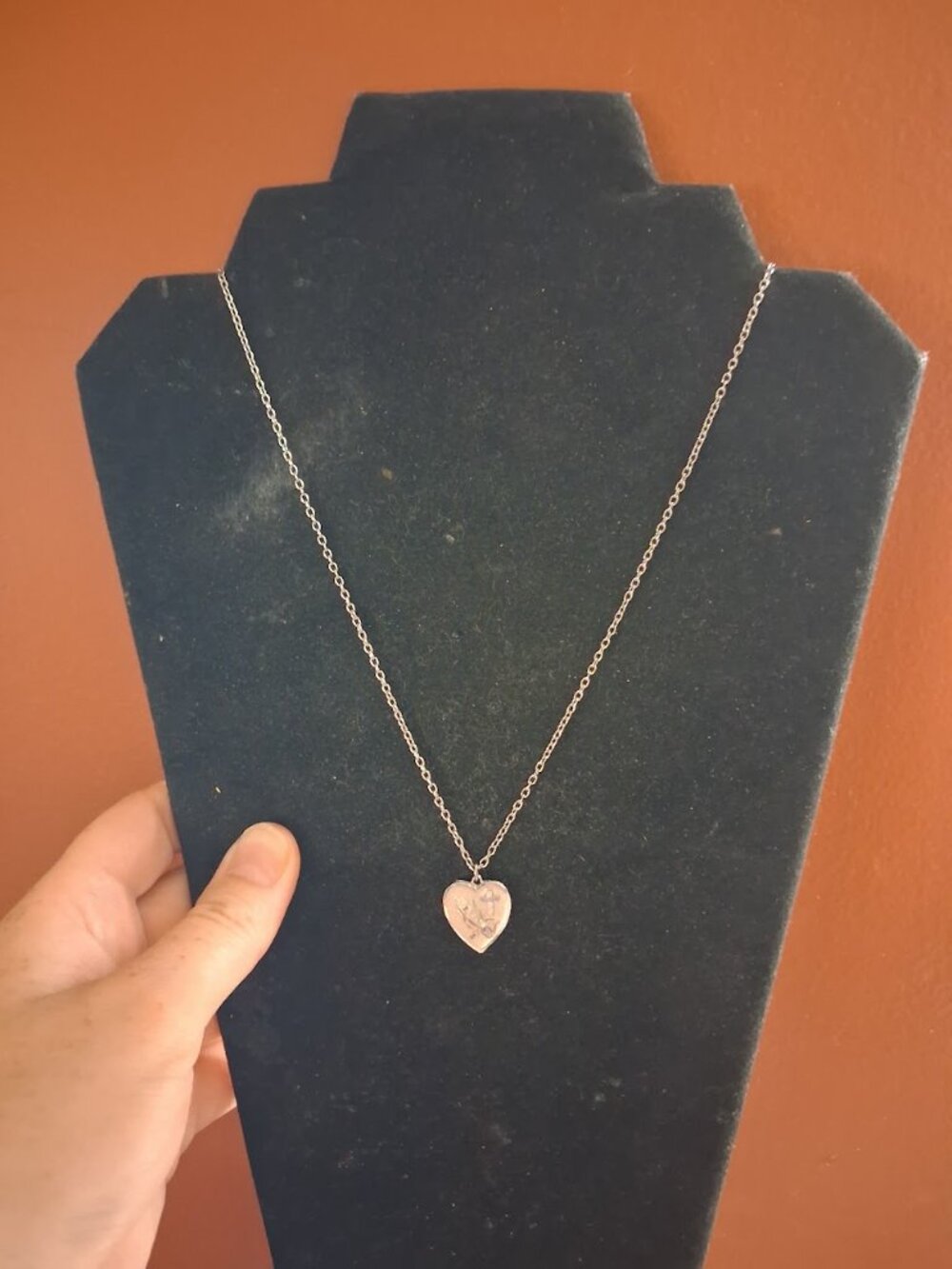 18 inch Religious Heart necklace